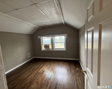 1566 North Avenue - Photo Thumbnail 17