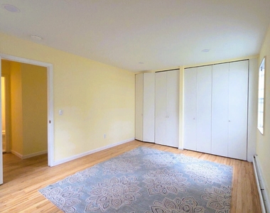 43 Fairview Drive - Photo Thumbnail 6