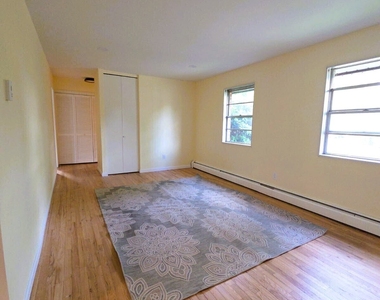 43 Fairview Drive - Photo Thumbnail 4