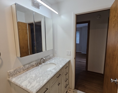 72 Maple Tree Avenue - Photo Thumbnail 11