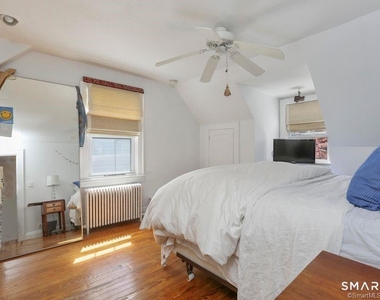 24 Henry Street - Photo Thumbnail 10