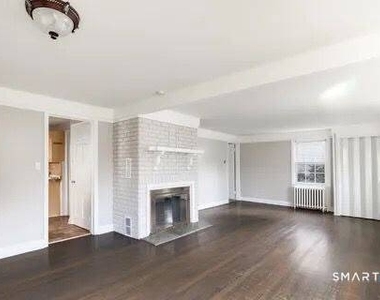 353 Circular Avenue - Photo Thumbnail 8