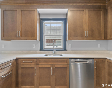 16 Saint Charles Avenue - Photo Thumbnail 8