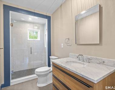 16 Saint Charles Avenue - Photo Thumbnail 16