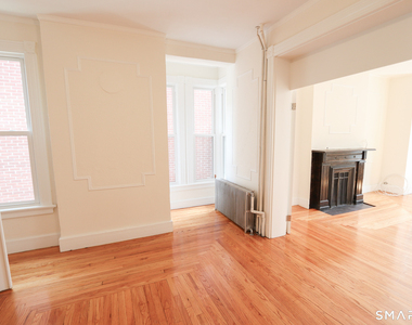 235 Wooster Street - Photo Thumbnail 7