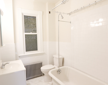 235 Wooster Street - Photo Thumbnail 12