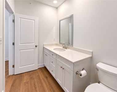 121 Main St - Photo Thumbnail 29