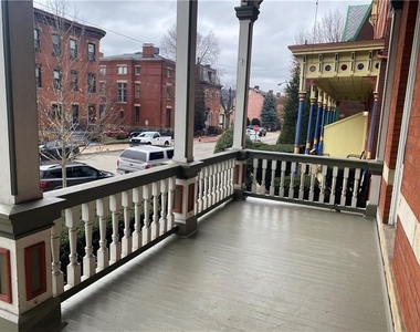 1207 W North Ave - Photo Thumbnail 1