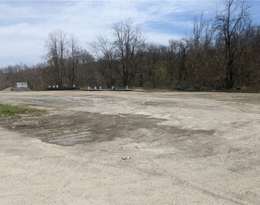 1099 Jolly School Rd - Photo Thumbnail 2