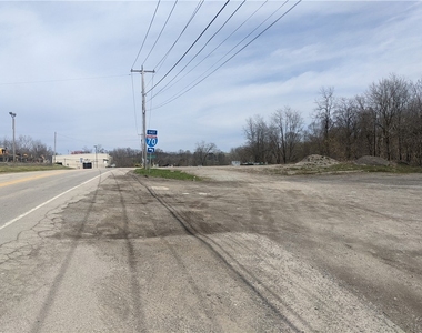 1099 Jolly School Rd - Photo Thumbnail 6
