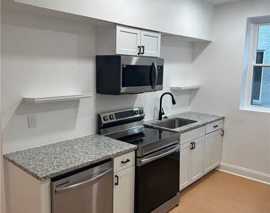 1415 Columbus Ave - Photo Thumbnail 4