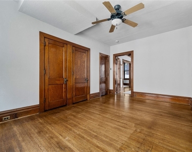 1306 Ridge Ave - Photo Thumbnail 14