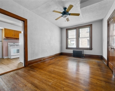 1306 Ridge Ave - Photo Thumbnail 13