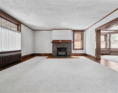 1306 Ridge Ave - Photo Thumbnail 2