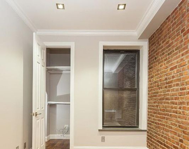 16 East 116th Street - Photo Thumbnail 3