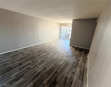 1405 Vegas Valley Drive - Photo Thumbnail 4