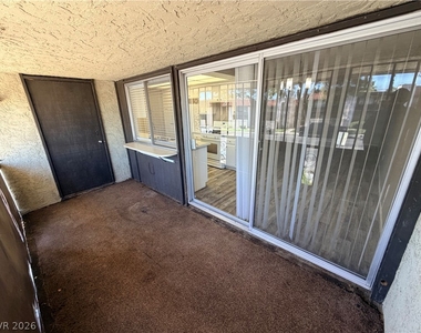 1405 Vegas Valley Drive - Photo Thumbnail 21