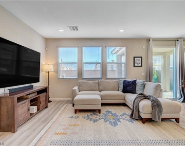 7224 Anchor Terrace Street - Photo Thumbnail 6