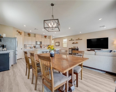 7224 Anchor Terrace Street - Photo Thumbnail 16