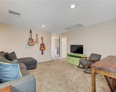7224 Anchor Terrace Street - Photo Thumbnail 31