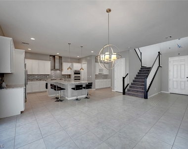 358 Elder View Drive - Photo Thumbnail 11
