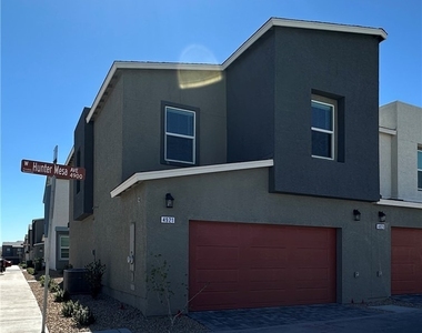4921 Hunter Mesa Avenue - Photo Thumbnail 1