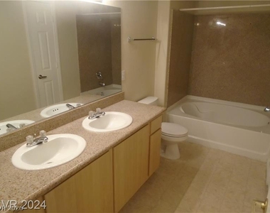 8000 W Badura Avenue - Photo Thumbnail 12