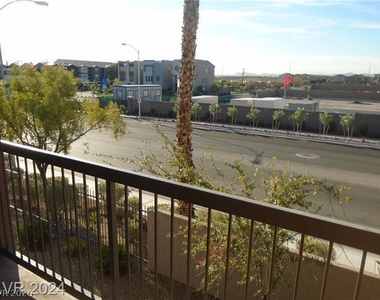 8000 W Badura Avenue - Photo Thumbnail 15