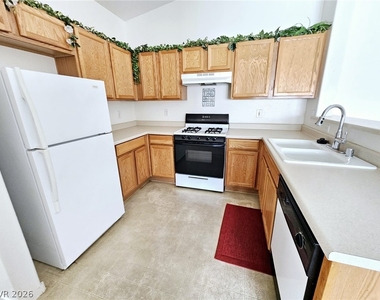 1663 Lefty Garcia Way - Photo Thumbnail 25