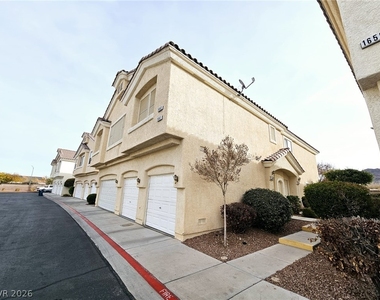 1663 Lefty Garcia Way - Photo Thumbnail 27