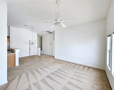 1663 Lefty Garcia Way - Photo Thumbnail 20