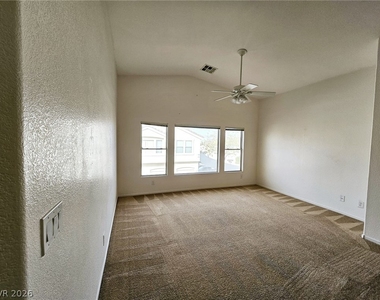 1663 Lefty Garcia Way - Photo Thumbnail 23