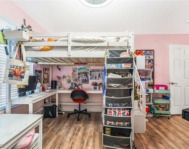 9530 Ruperts Court - Photo Thumbnail 16