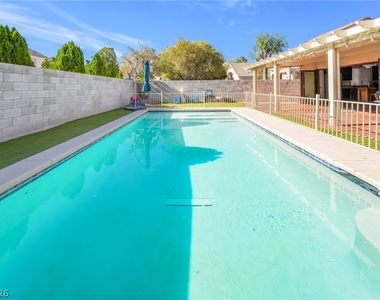 9530 Ruperts Court - Photo Thumbnail 21