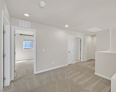 719 Orchard Course Drive - Photo Thumbnail 13