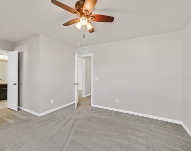 719 Orchard Course Drive - Photo Thumbnail 22