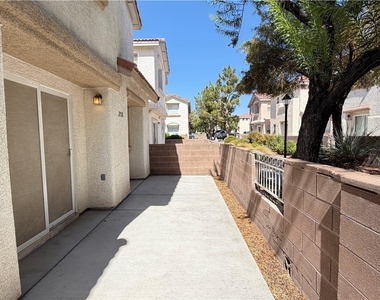 2928 Sapphire Sands Court - Photo Thumbnail 1