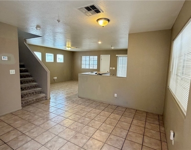 2928 Sapphire Sands Court - Photo Thumbnail 2