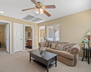 6729 Bluebell Garden Street - Photo Thumbnail 13