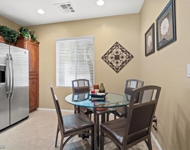 6729 Bluebell Garden Street - Photo Thumbnail 10