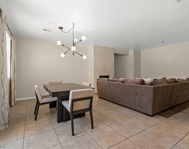 11375 Belmont Lake Drive - Photo Thumbnail 4