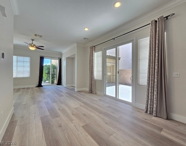 11363 Colinward Avenue - Photo Thumbnail 5
