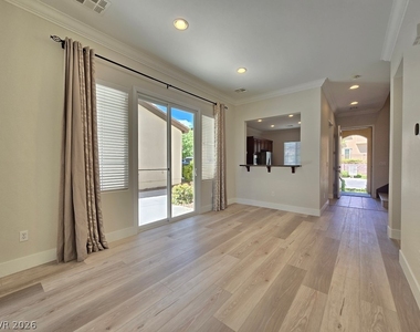 11363 Colinward Avenue - Photo Thumbnail 6