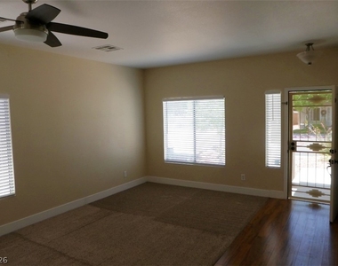 6038 Blue Autumn Street - Photo Thumbnail 2