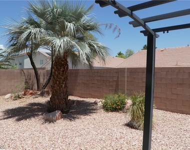 6038 Blue Autumn Street - Photo Thumbnail 34