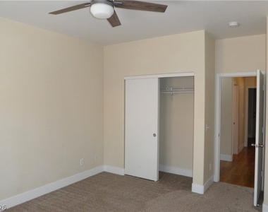 6038 Blue Autumn Street - Photo Thumbnail 14
