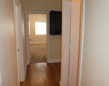 6038 Blue Autumn Street - Photo Thumbnail 31