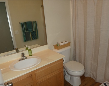 6038 Blue Autumn Street - Photo Thumbnail 24