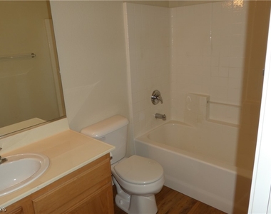 6038 Blue Autumn Street - Photo Thumbnail 25