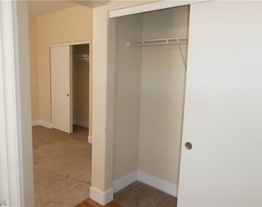 6038 Blue Autumn Street - Photo Thumbnail 18